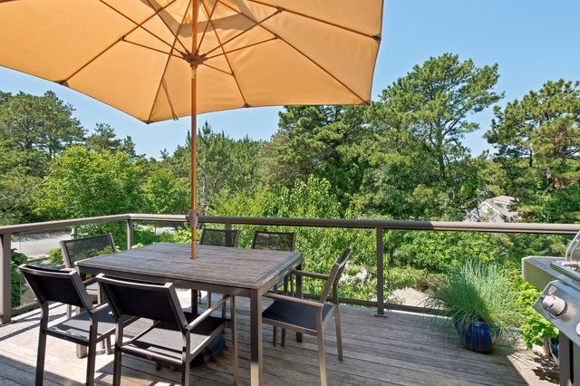 20 Bayberry Avenue, Provincetown, MA 02657