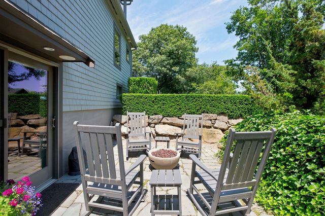 20 Bayberry Avenue, Provincetown, MA 02657