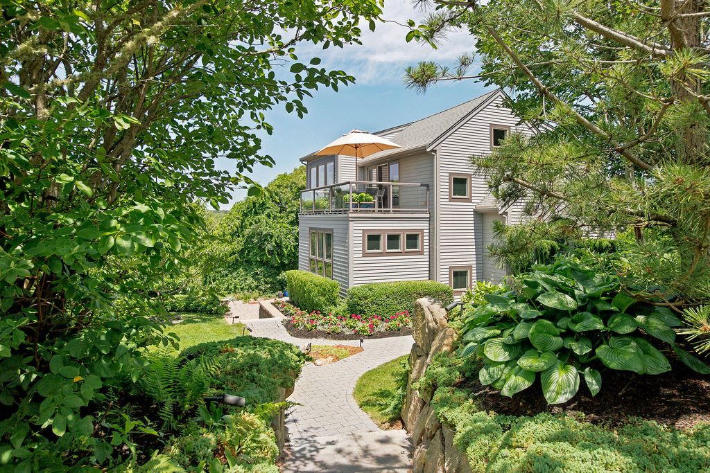 20 Bayberry Avenue, Provincetown, MA 02657