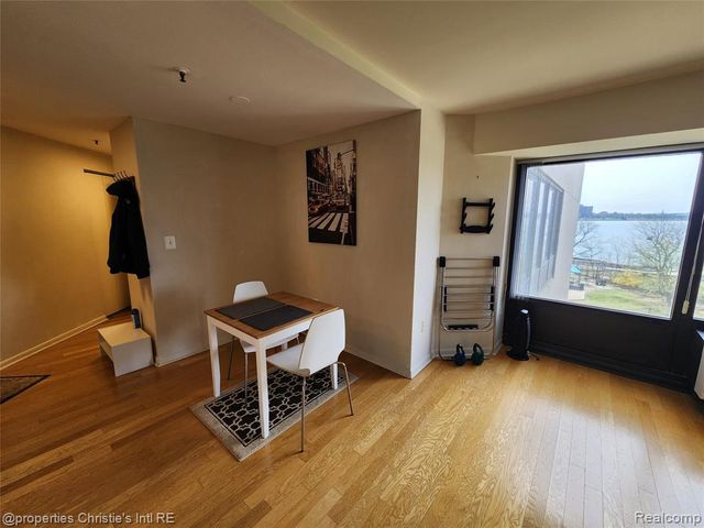 1001 W Jefferson Avenue 4D, Detroit, MI 48226