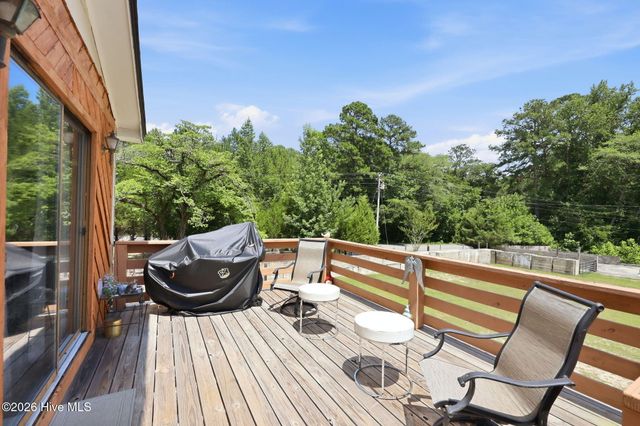 4228 Vass Carthage Road, Whispering Pines, NC 28327