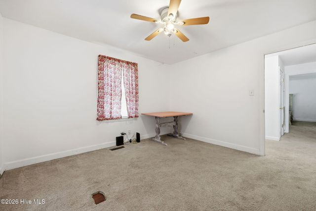 4228 Vass Carthage Road, Whispering Pines, NC 28327