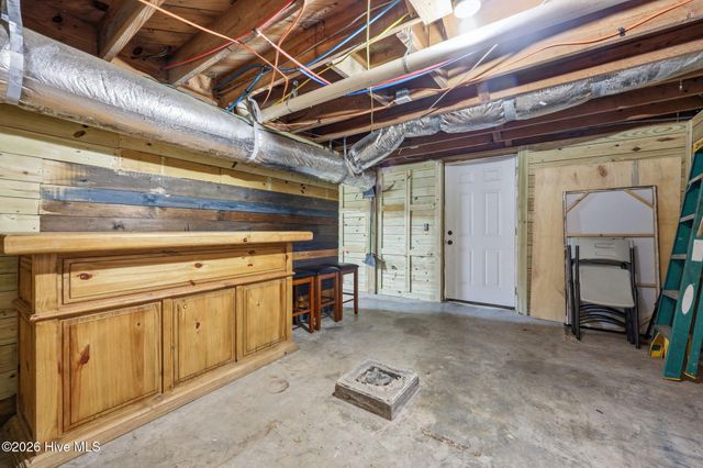 4228 Vass Carthage Road, Whispering Pines, NC 28327