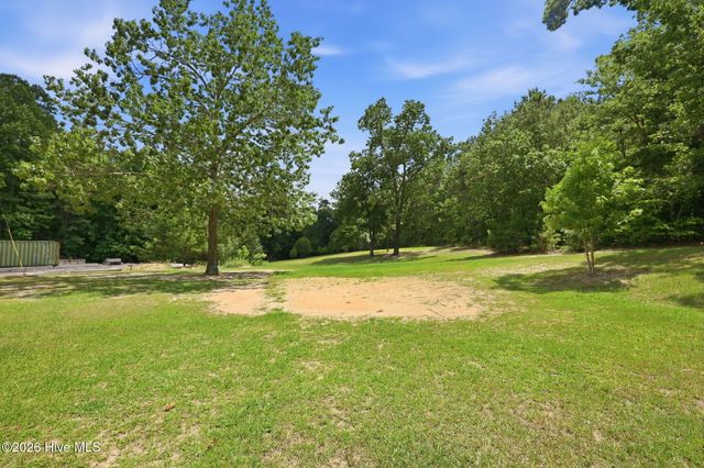 4228 Vass Carthage Road, Whispering Pines, NC 28327