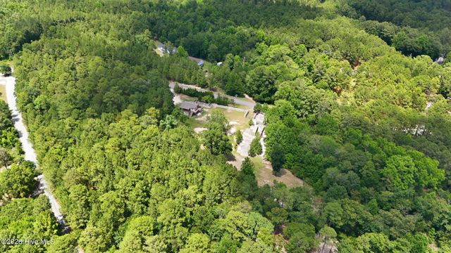 4228 Vass Carthage Road, Whispering Pines, NC 28327