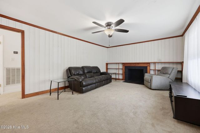 4228 Vass Carthage Road, Whispering Pines, NC 28327