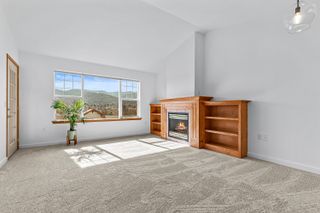 942 Mountain Meadows Circle, Ashland, OR 97520