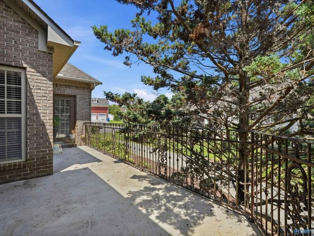 22191 Diamond Pointe Drive, Athens, AL 35613
