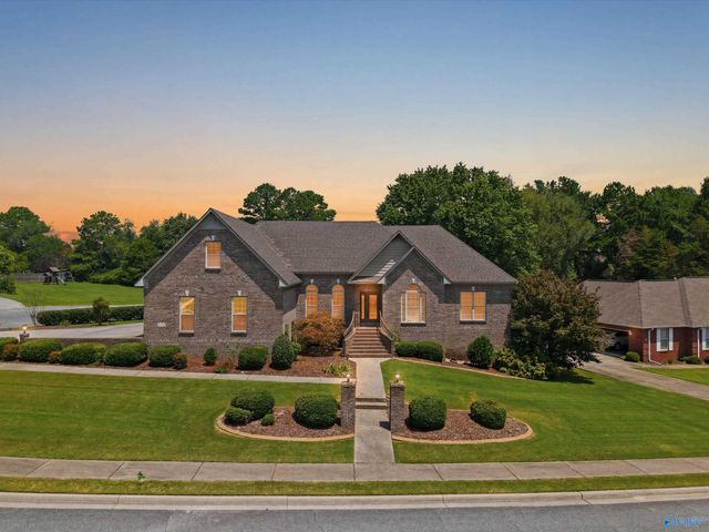 22191 Diamond Pointe Drive, Athens, AL 35613