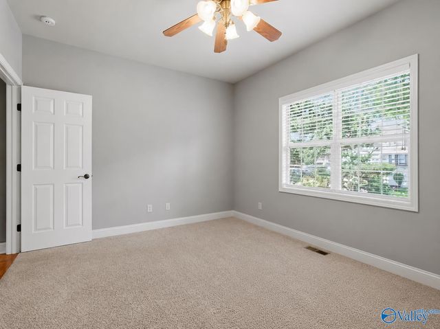 22191 Diamond Pointe Drive, Athens, AL 35613