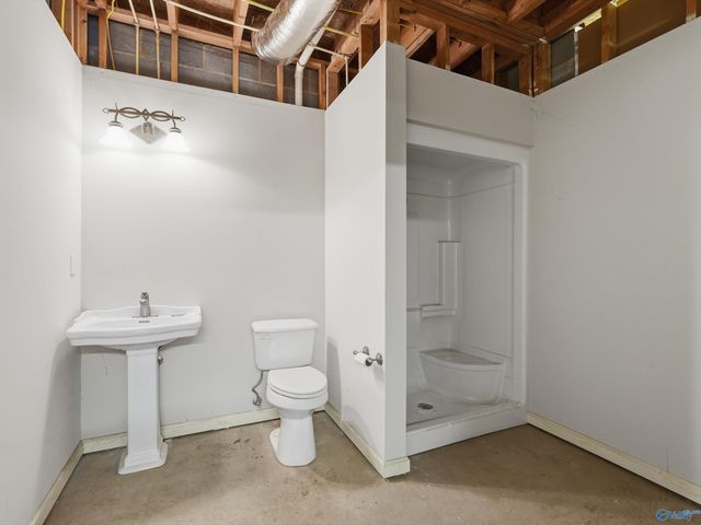 22191 Diamond Pointe Drive, Athens, AL 35613