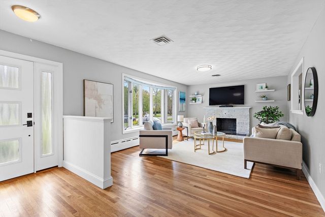 30 Wildewood Dr., Canton, MA 02021