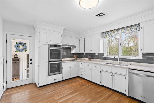 30 Wildewood Dr., Canton, MA 02021