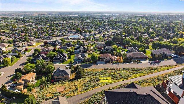464 Agier Dr, Richland, WA 99352