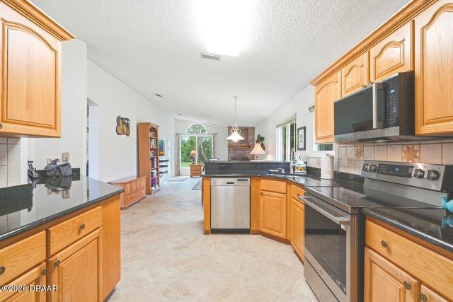 32 Meadow Ridge View, Ormond Beach, FL 32174