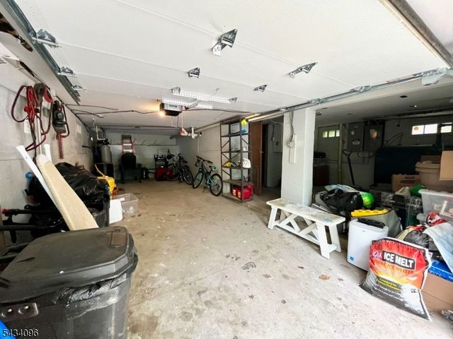 39 Delaware Rd, West Milford Twp., NJ 07421