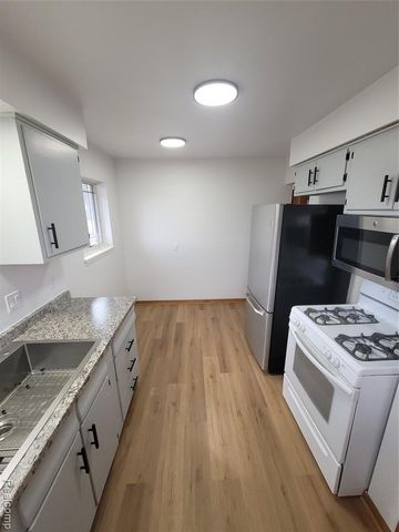 1641 Fairview Avenue, Royal Oak, MI 48073