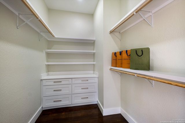 617 E Guenther, San Antonio, TX 78210