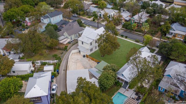 617 E Guenther, San Antonio, TX 78210