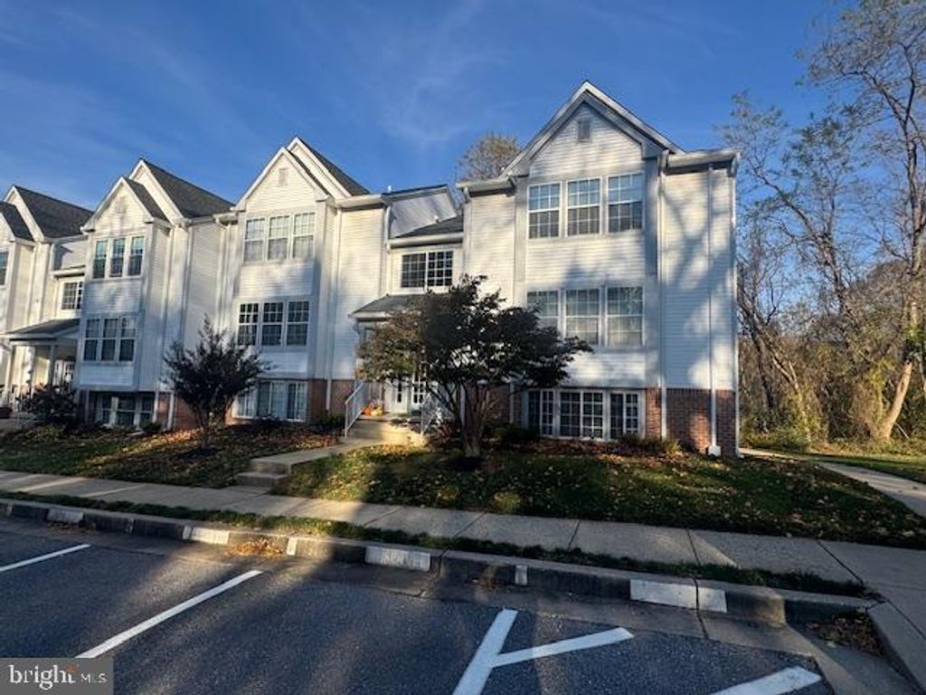 90 WHIPS LN #12, Baltimore, MD 21236