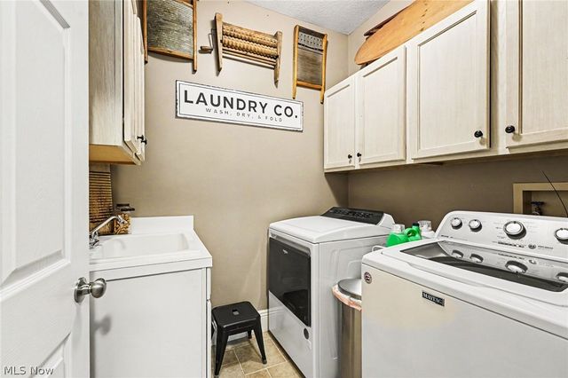 861 E Beech Street, Jefferson, OH 44047