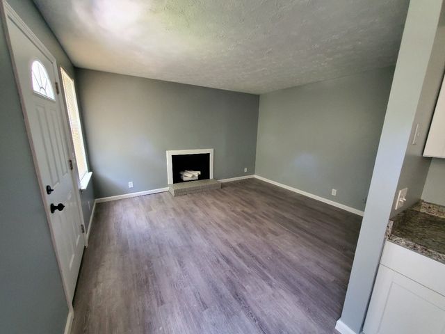 1317 Pierce Rd A, Madison, TN 37115