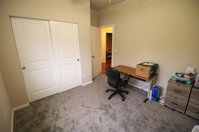 325 E Parker Ct, Colbert, WA 99005