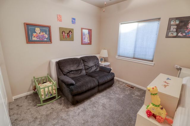 325 E Parker Ct, Colbert, WA 99005