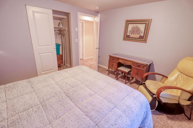 325 E Parker Ct, Colbert, WA 99005