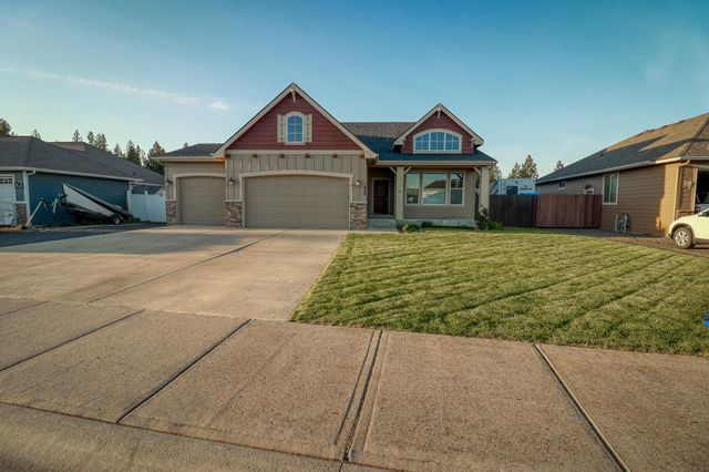 325 E Parker Ct, Colbert, WA 99005