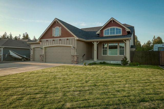 325 E Parker Ct, Colbert, WA 99005