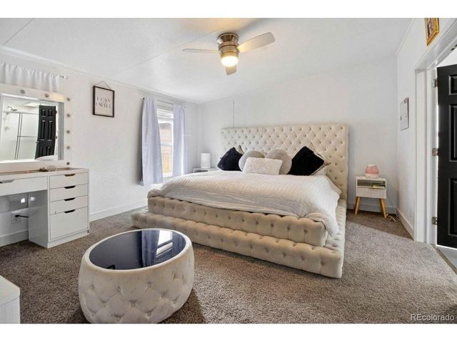 811 Plum Ave, Lochbuie, CO 80603