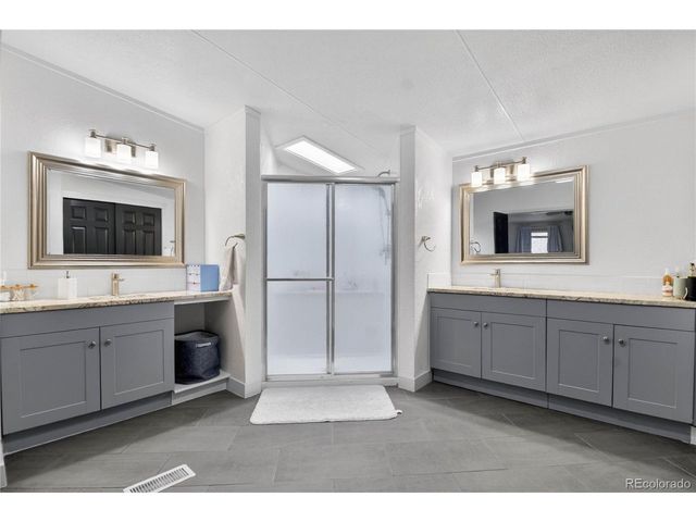 811 Plum Ave, Lochbuie, CO 80603