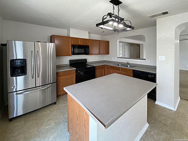 1415 Barker Bay, San Antonio, TX 78245