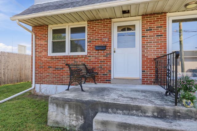 214 SHEWELL AVE, Doylestown, PA 18901