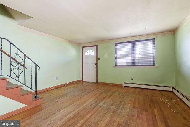 214 SHEWELL AVE, Doylestown, PA 18901
