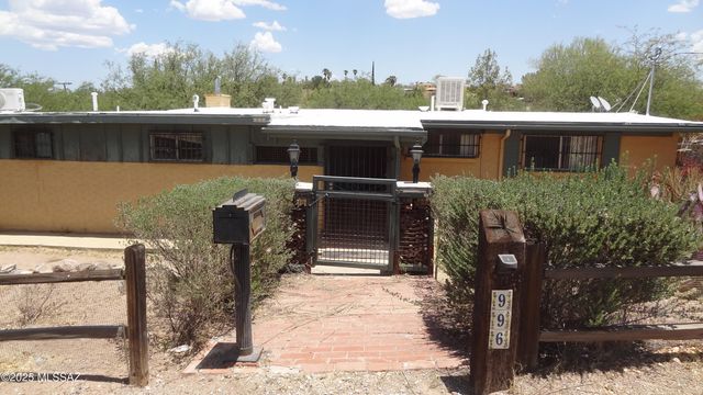 996 N Silver Lode Trail, Nogales, AZ 85621