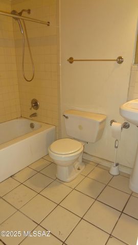 996 N Silver Lode Trail, Nogales, AZ 85621