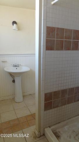 996 N Silver Lode Trail, Nogales, AZ 85621