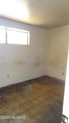 996 N Silver Lode Trail, Nogales, AZ 85621