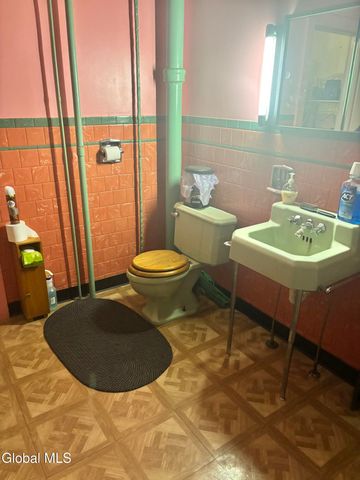 79 Bunn Street, Amsterdam, NY 12010