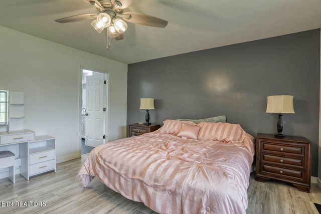 3965 Bruce St, Morristown, TN 37814
