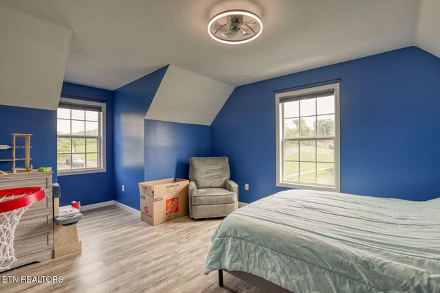 3965 Bruce St, Morristown, TN 37814