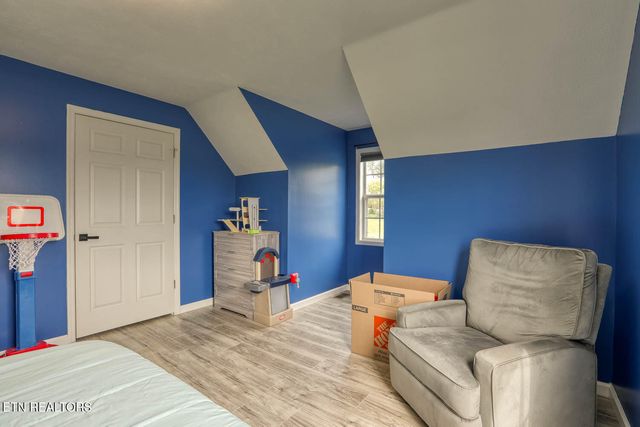3965 Bruce St, Morristown, TN 37814