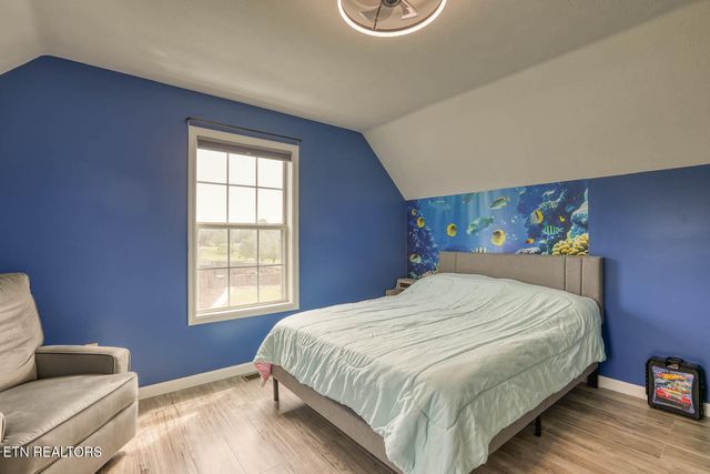 3965 Bruce St, Morristown, TN 37814