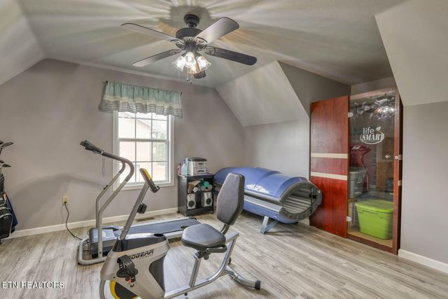 3965 Bruce St, Morristown, TN 37814