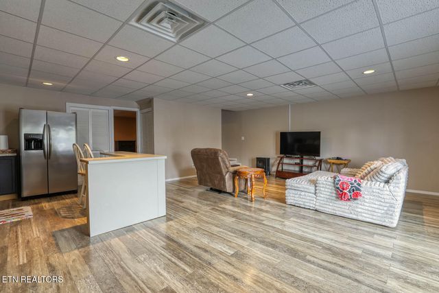 3965 Bruce St, Morristown, TN 37814