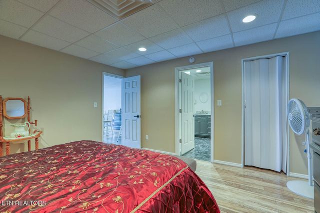 3965 Bruce St, Morristown, TN 37814