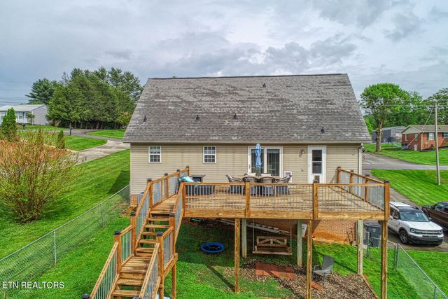 3965 Bruce St, Morristown, TN 37814