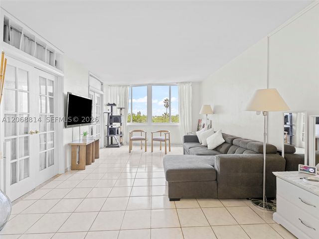 7441 Wayne Ave 3H, Miami Beach, FL 33141